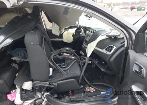 2019 Dodge Journey Se from USA, damaged, VIN 3C4PDCBB1KT701266